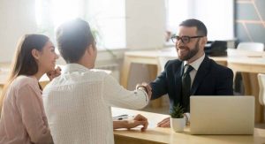 imagen de Agente de Seguros en los Estados Unidos: Todo lo que necesitas Saber